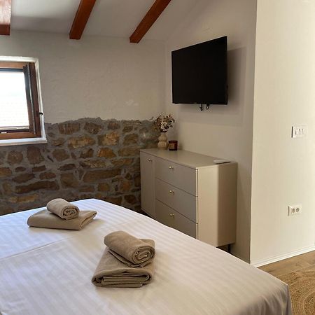 Monte Cristo Wines & Rooms Kuna Peljeska Luaran gambar